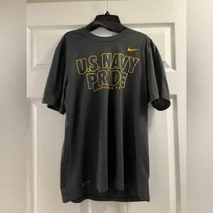 Nike dri-fit navy men’s shirt US Navy Pride Size Medium